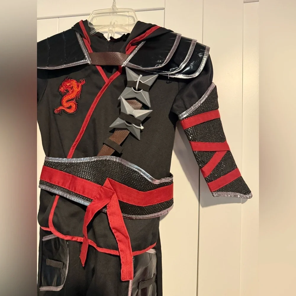 Kids Black & Red Dragon Ninja Costume Size 5-6 Halloween, Dress-Up, Costume Only